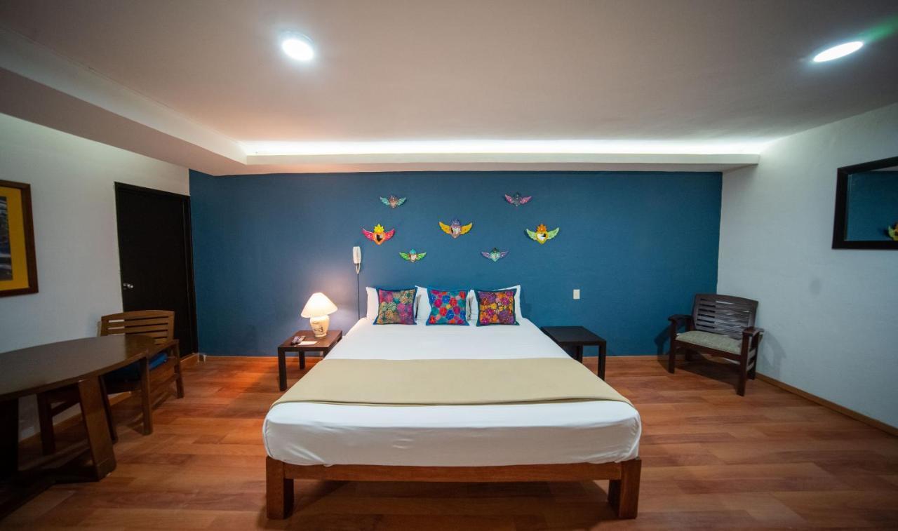 La Iguana Vallarta Lgbt Adults Only - Romantic Zone - Party Clubbing Street Puerto Vallarta Exteriör bild