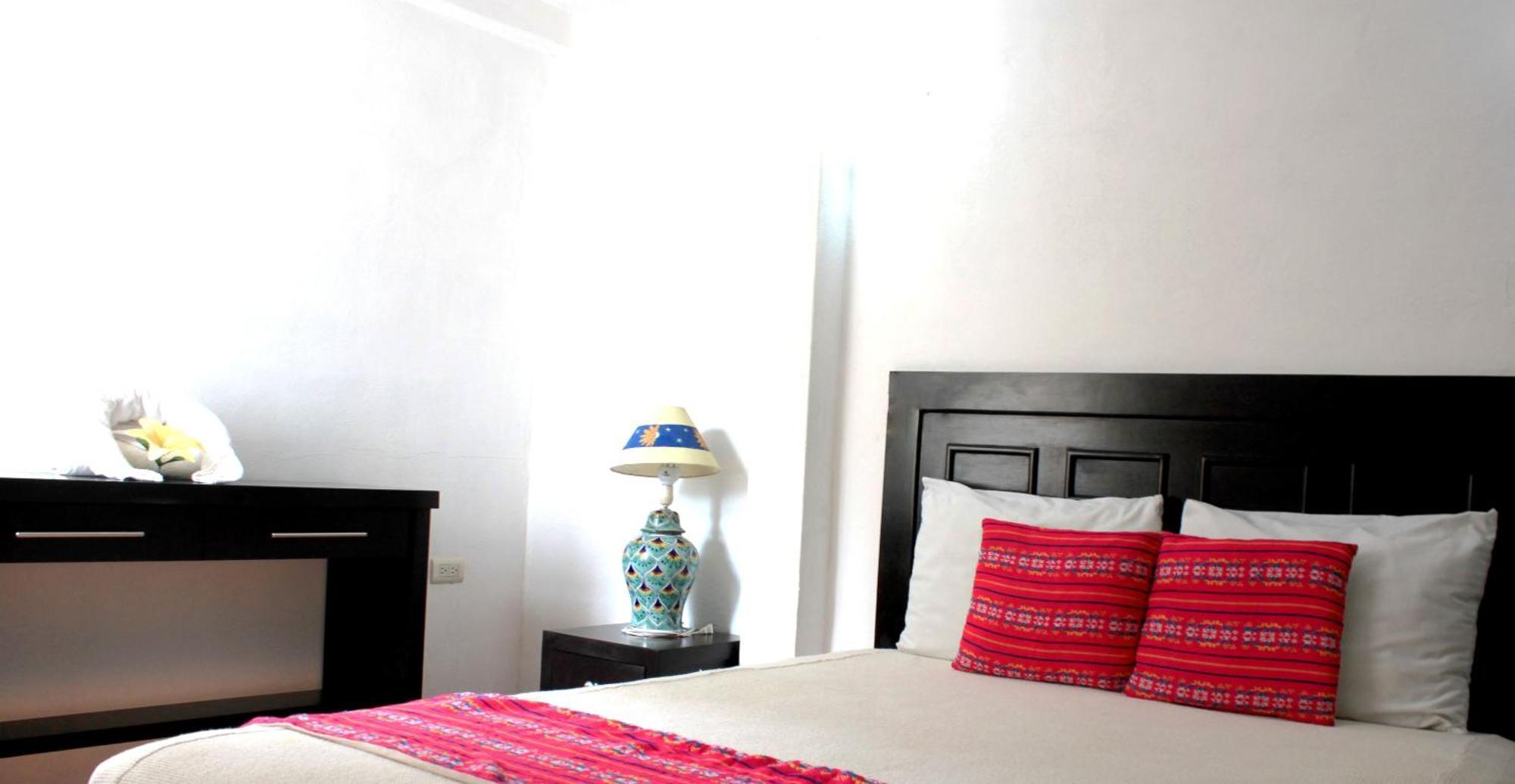 La Iguana Vallarta Lgbt Adults Only - Romantic Zone - Party Clubbing Street Puerto Vallarta Rum bild