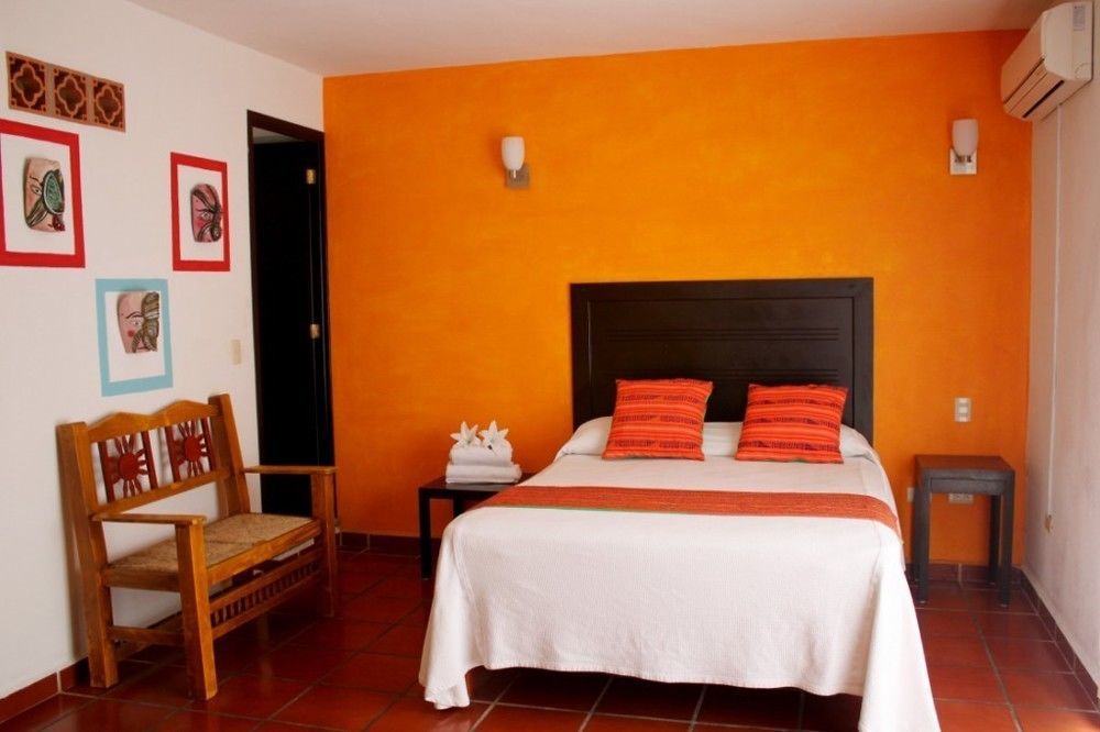 La Iguana Vallarta Lgbt Adults Only - Romantic Zone - Party Clubbing Street Puerto Vallarta Exteriör bild